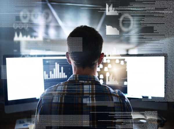 Investigating on the Dark Web
